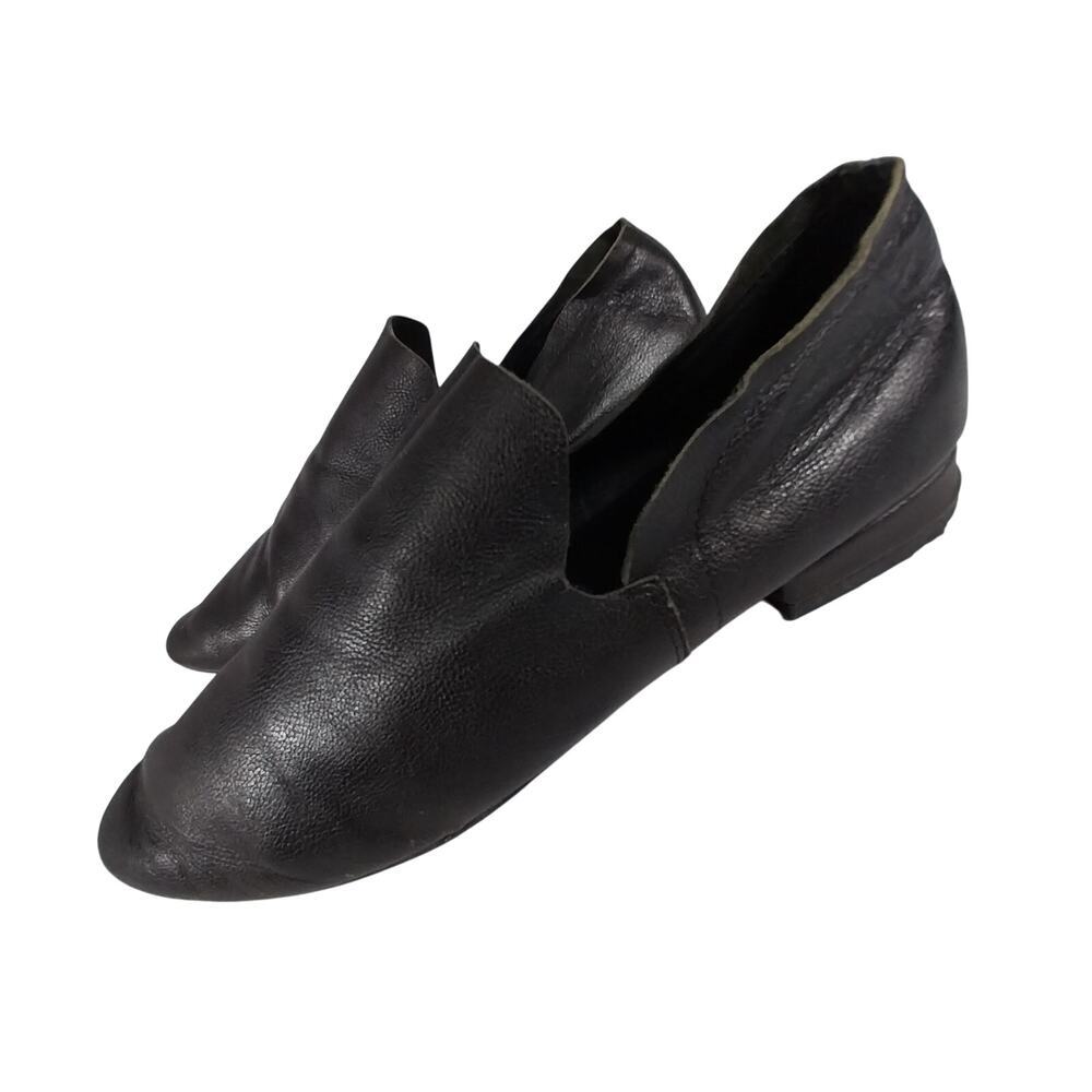 Women's Black Leather Slip-On Flats
